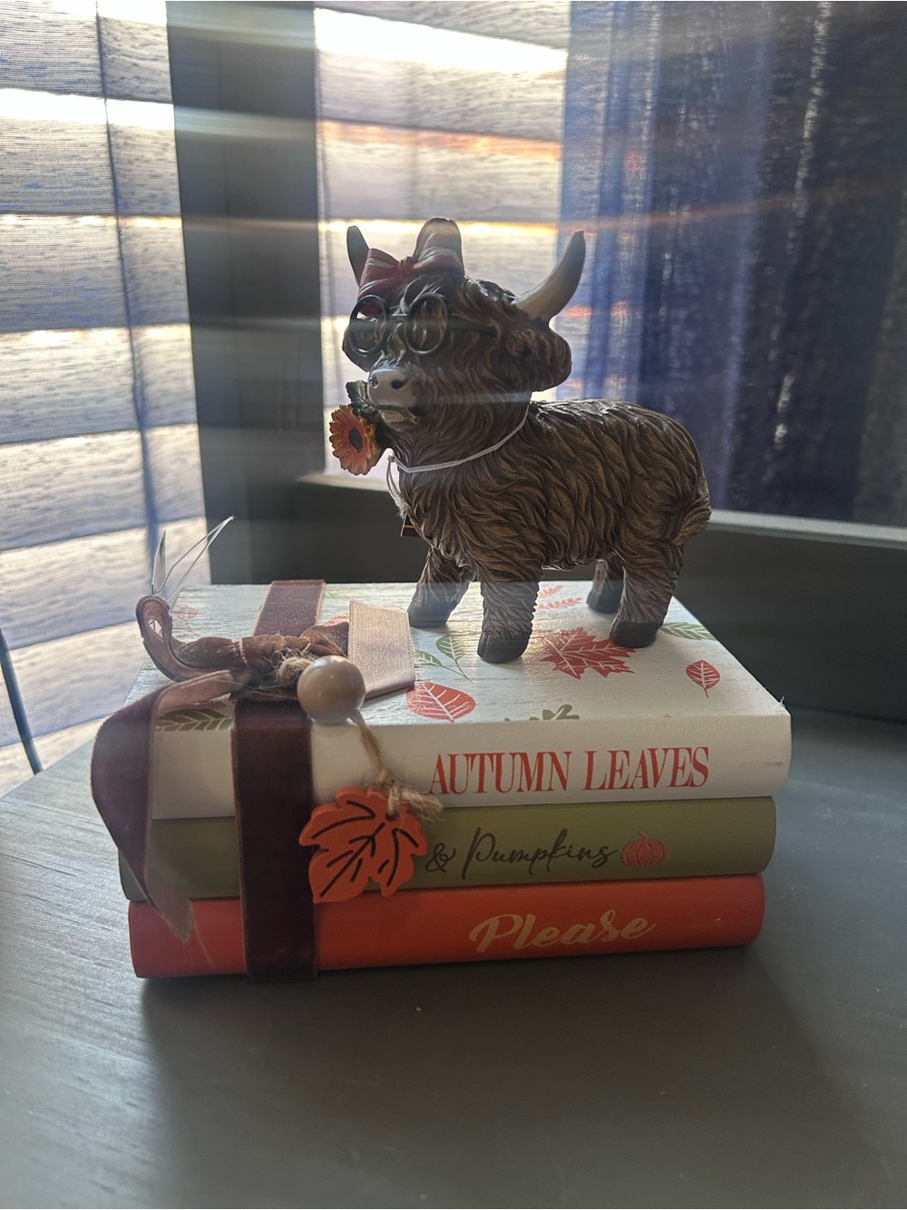 Highland Cow Figurine Decorative Accent with Autumn Stack - Picture 3 of 3